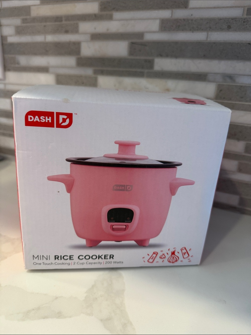 Dash mini rice cooker 2 cups pink one touch cooking new